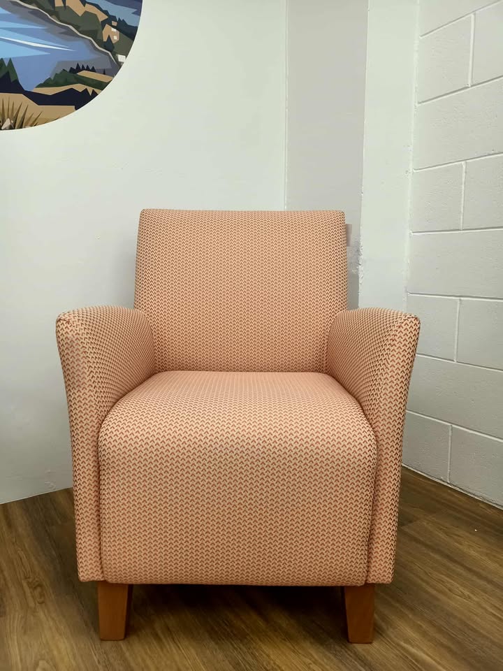 Nero Chair Short Leg by Kovacs