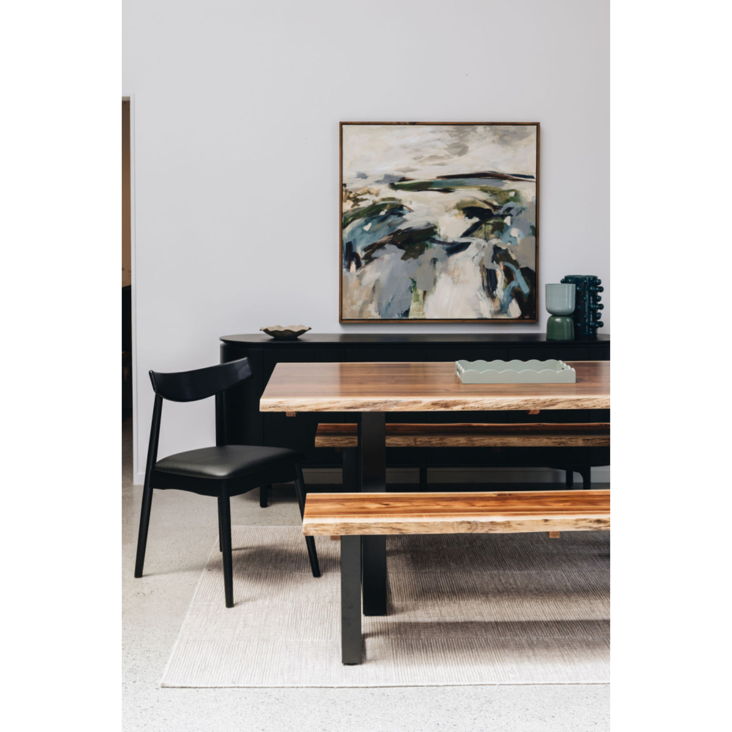 LiveEdge Bench 210