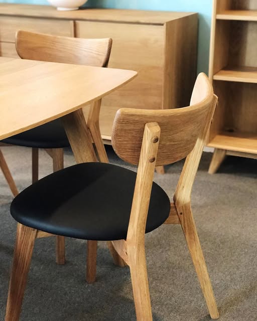 Pero Dining Chair - Natural